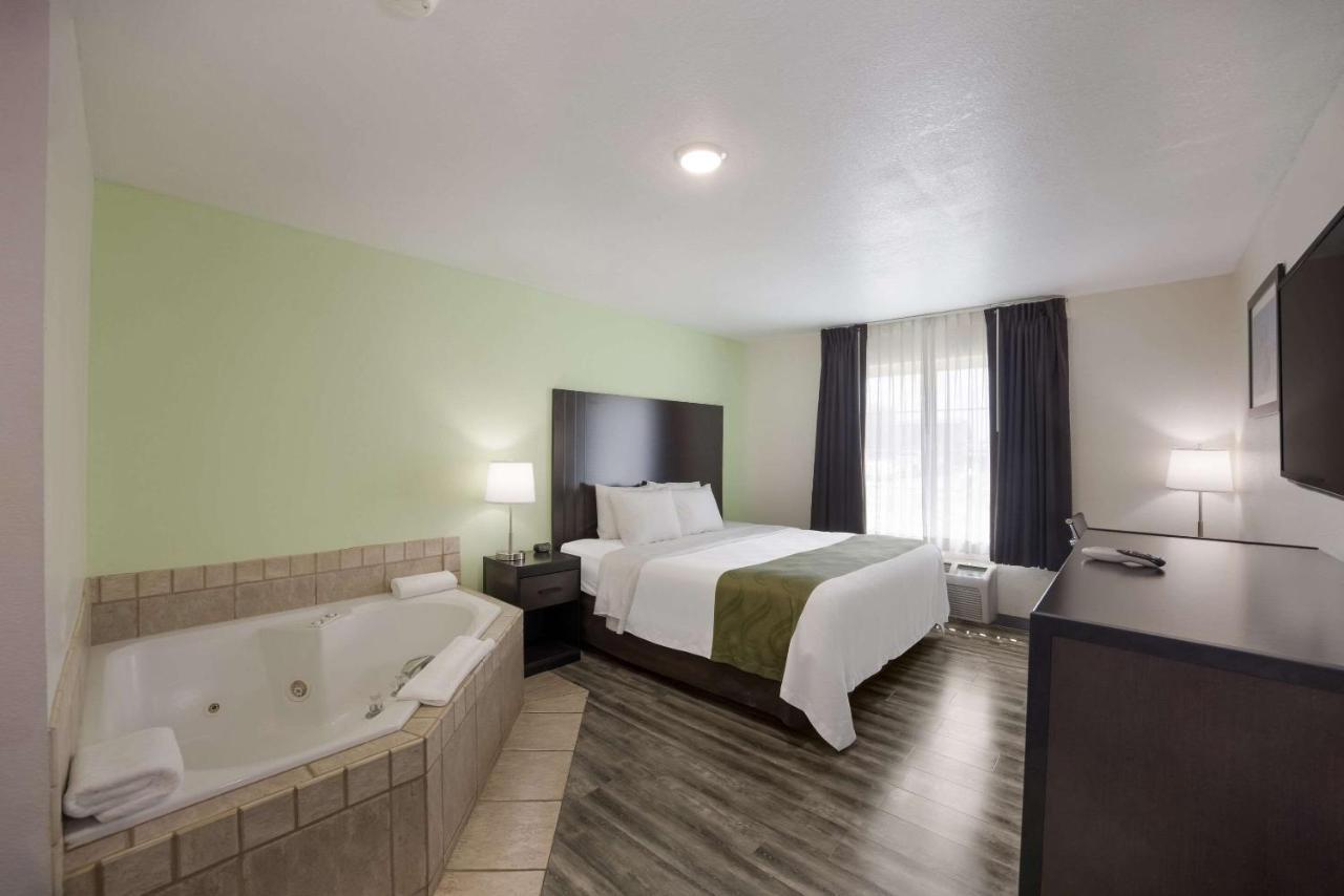 Quality Inn & Suites Clayton, Nm Eksteriør bilde